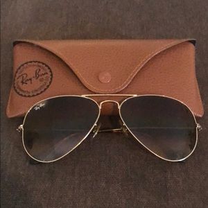 Ray Ban Aviator Sunglasses with case